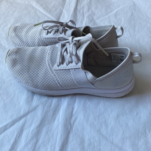 New Balance Womens Shoes Size 10 - Picture 2 of 7